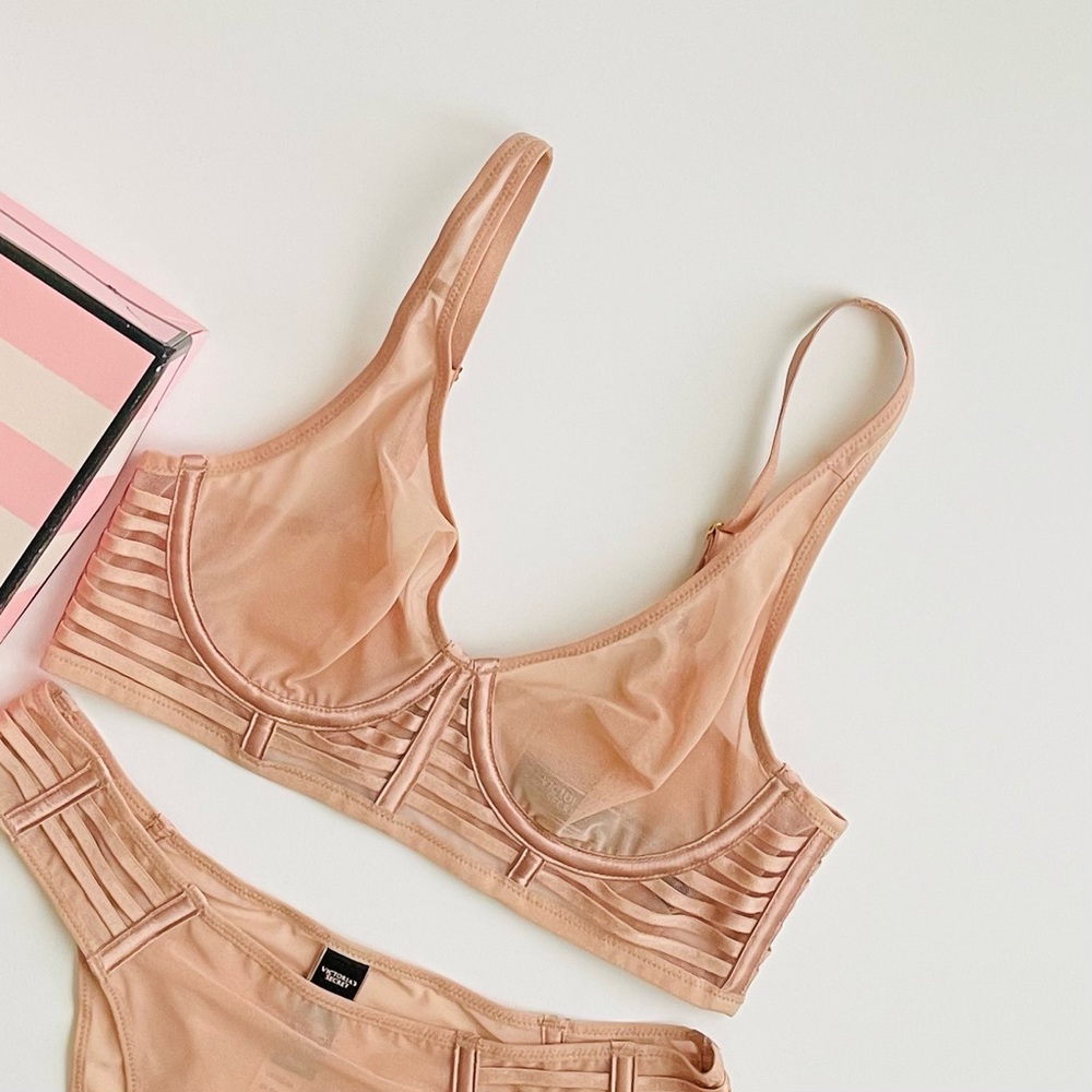 32C SMALL Victoria’s Secret nude bra set - Picture 3 of 7